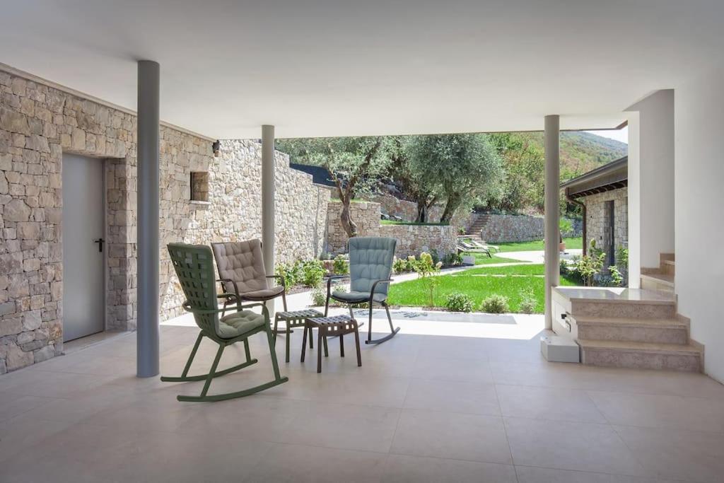 Villa Divina - Apt Divina Con Piscina E Vista Lago 카스텔레토디브렌조네 외부 사진